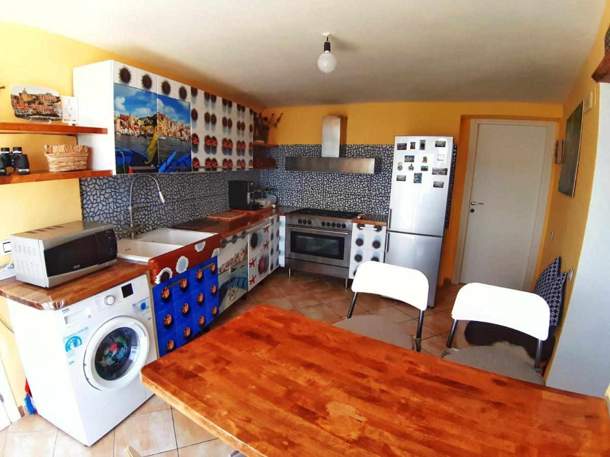 شقة La Casa Azzurra بروسيدا المظهر الخارجي الصورة