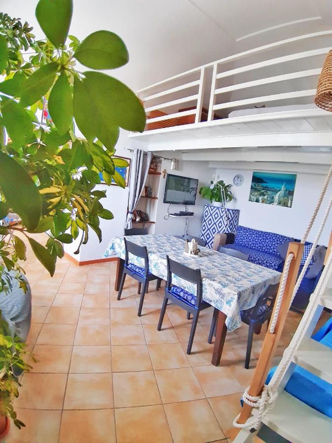 شقة La Casa Azzurra بروسيدا المظهر الخارجي الصورة